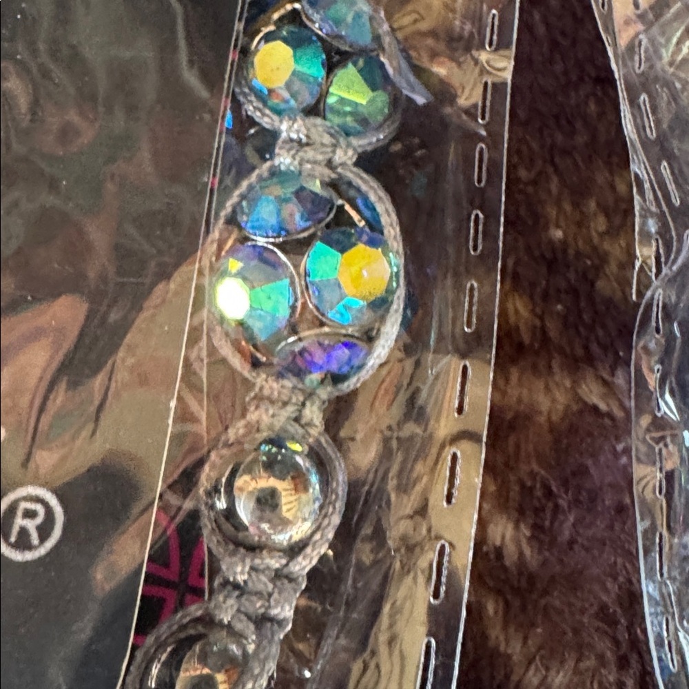 NWT Blue/Silver Iridescent Bracelet - Picture 2 of 4